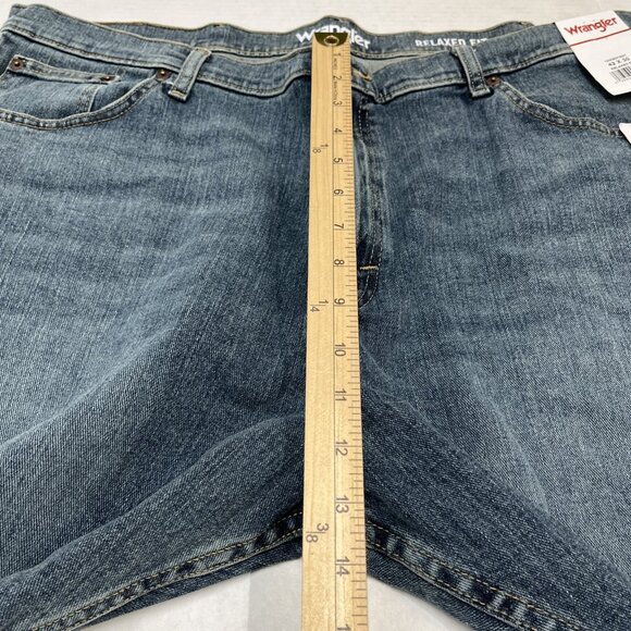 Wrangler Jeans Mens 42x30 Relaxed Fit Straight Leg Denim Western Casual Comfort - Picture 7 of 13